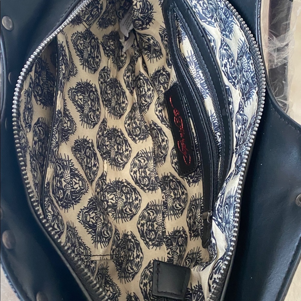 Ed Hardy Purse Satchel“Love Kills Slowly” Red/Black 9 x 16 Vegan - Picture 6 of 9